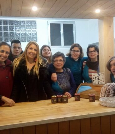 19212916_1897436546963145_1670925920_o